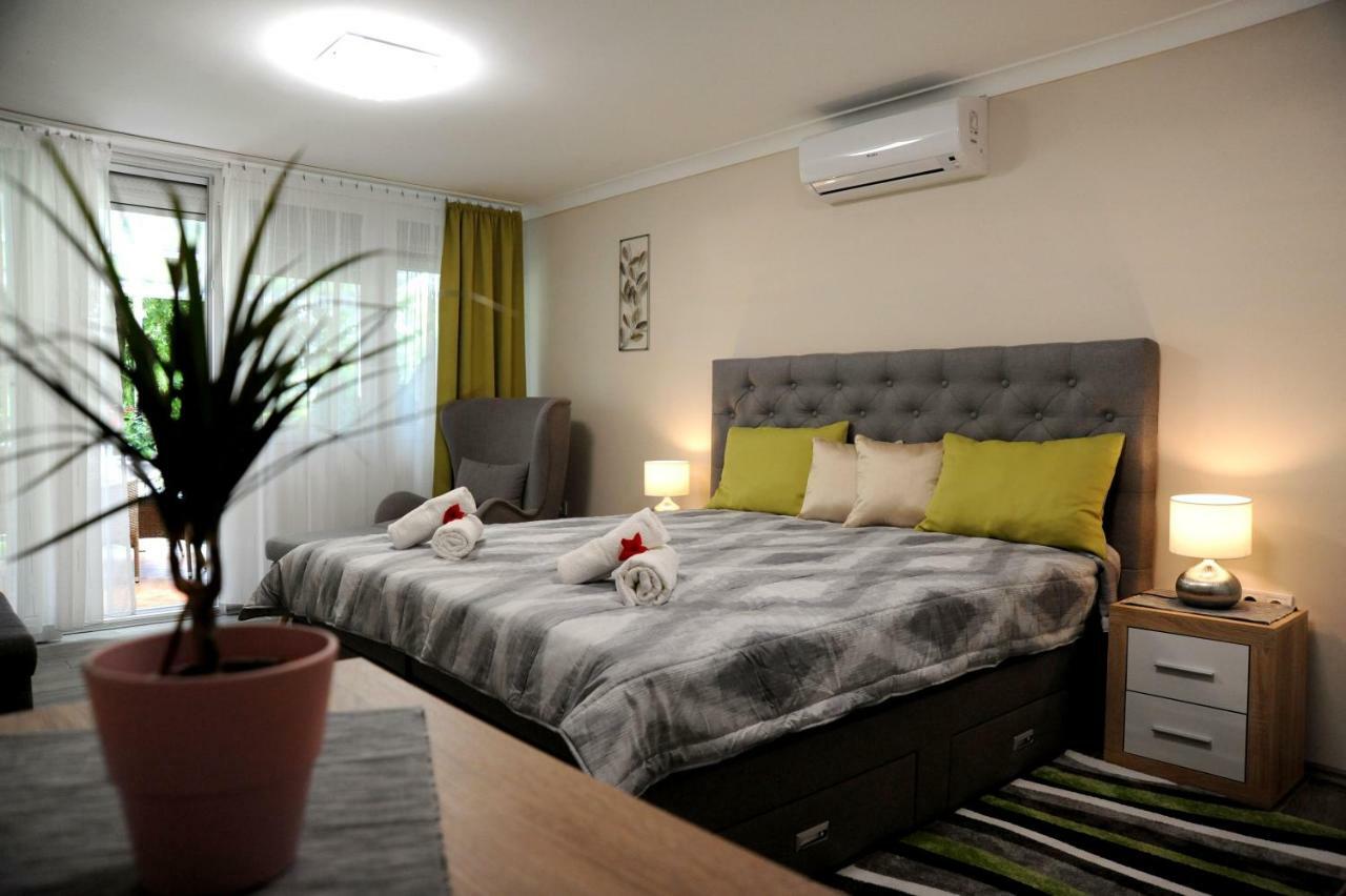 Judit Apartman Dombovar-Gunaras Ngoại thất bức ảnh